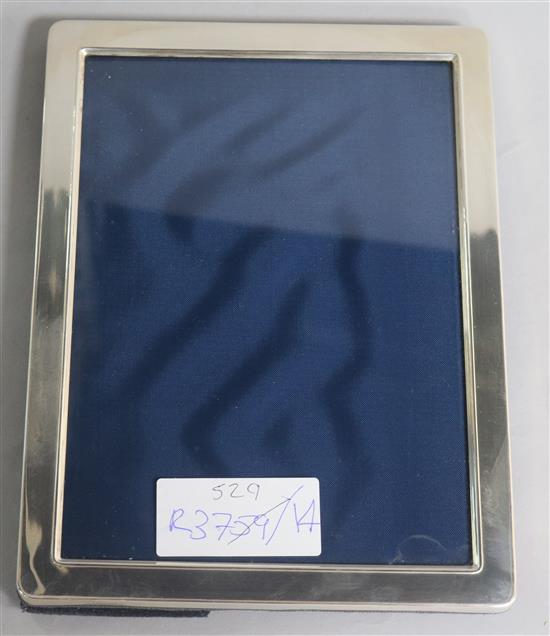 A modern silver mounted photograph frame, 20.3cm.